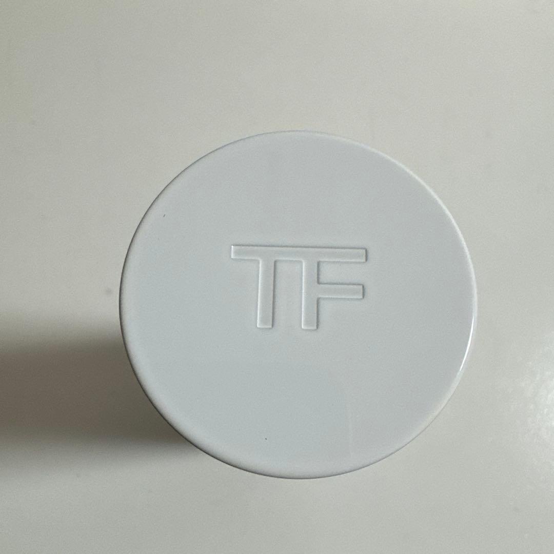 トムフォードTOM FORD オールオーバーボディスプレィ　ソレイユブラン