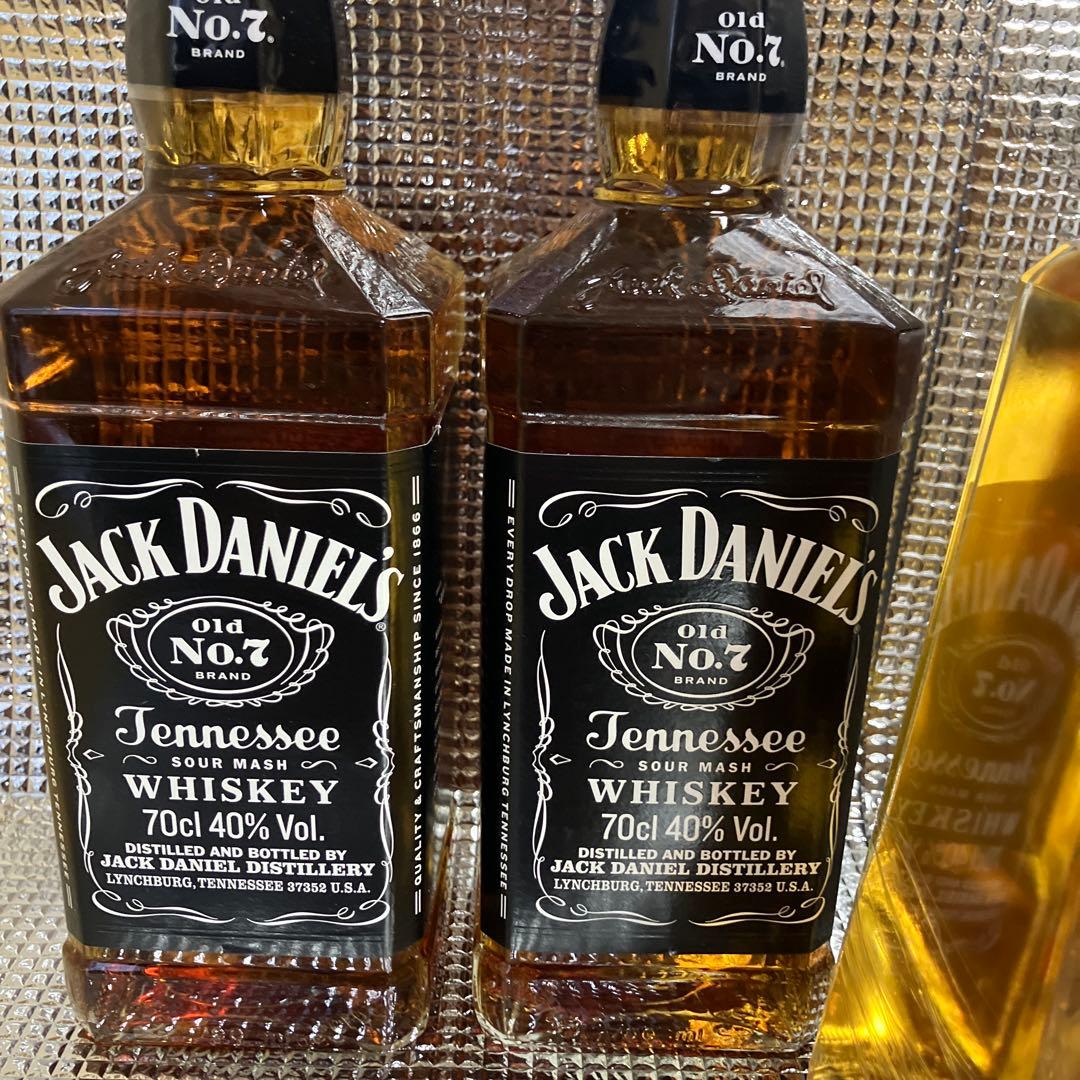 【まとめ売り】ジャックダニエル黒×2 ニッカ XO 白ボトル×21800テキーラ