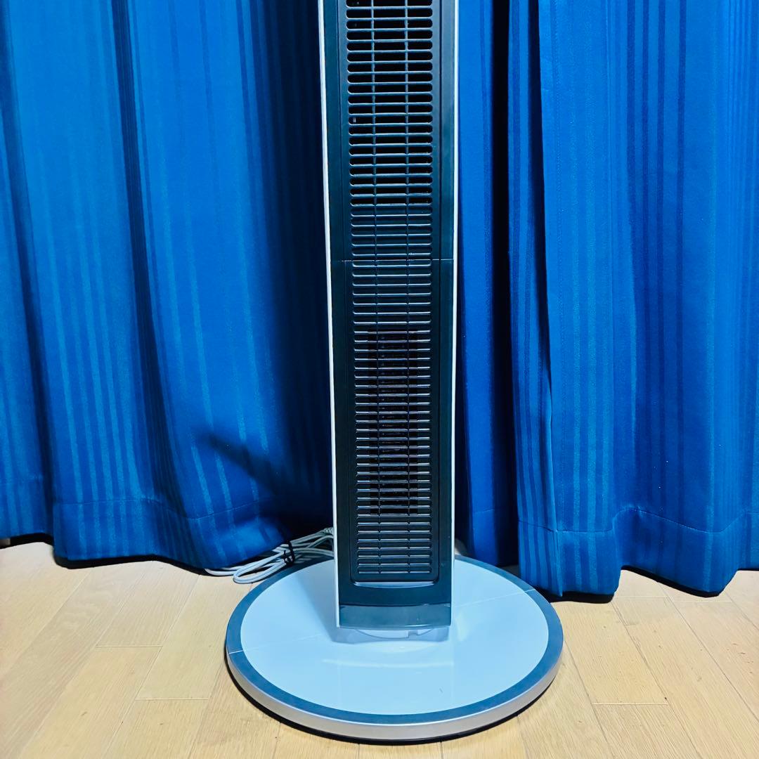 コイズミ 電気ファンヒーター ホット&クール　KHF-1237 2024年製