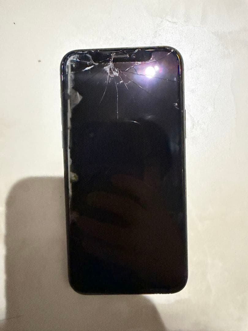 Apple iPhone 11 Pro ミッドナイトグリーン 本体