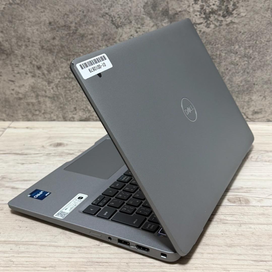 DELLノートパソコン 準美品 13世代i5 16GB SSD256GB 小型