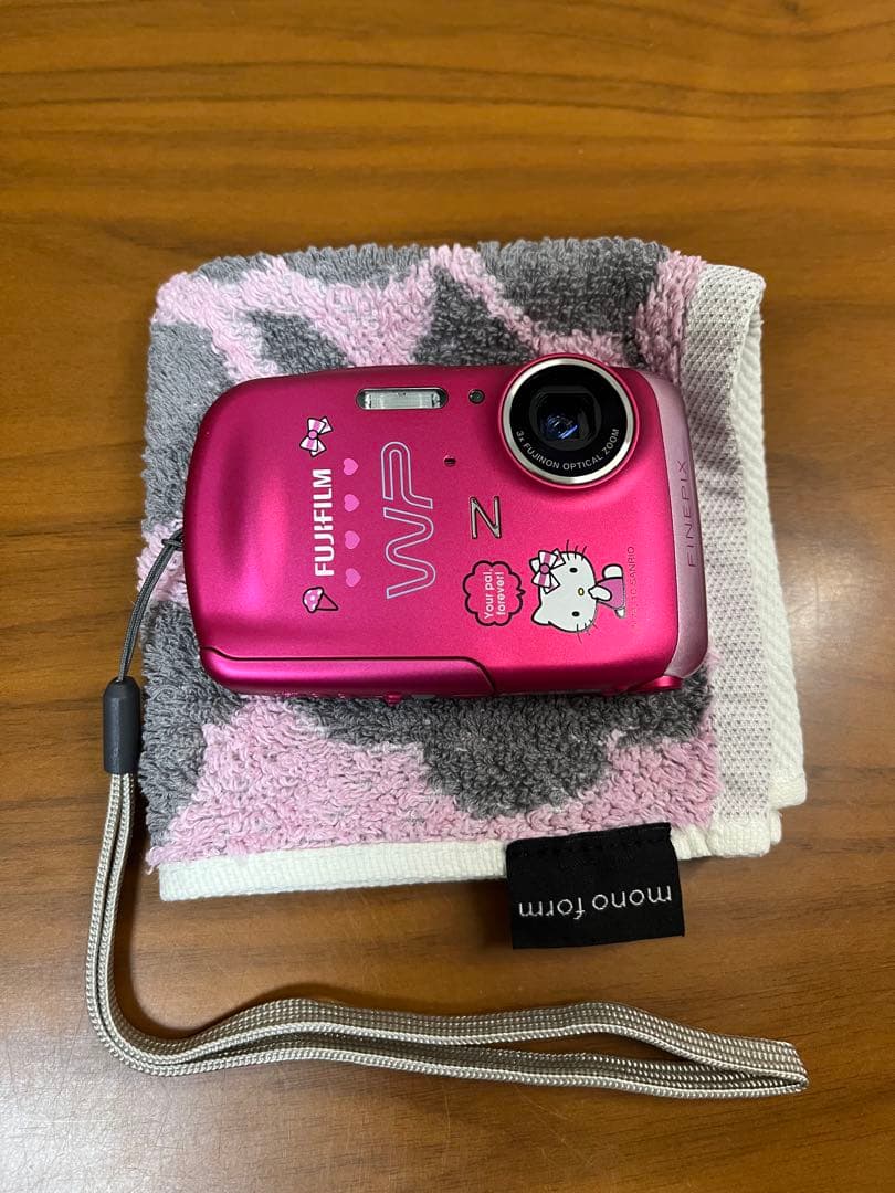 FUJIFILM FinePix Z33WP サンリオ
