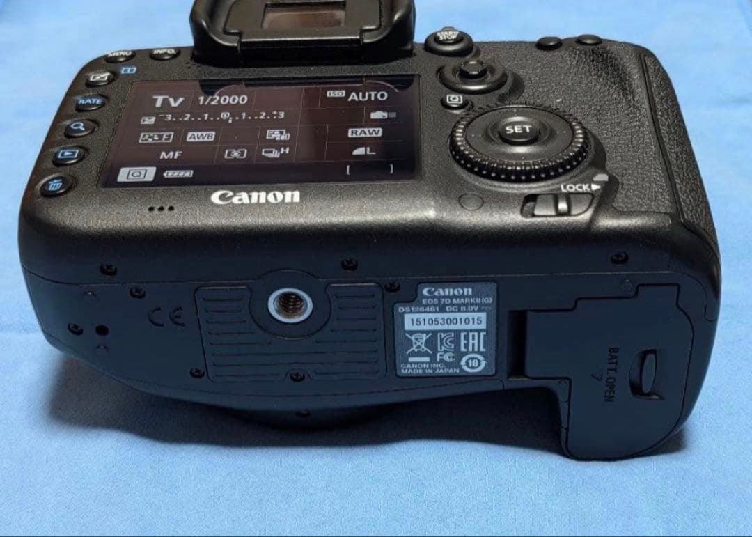 Canon EOS 7D Mark2 レンズ28-300 バッテリーグリップ付き