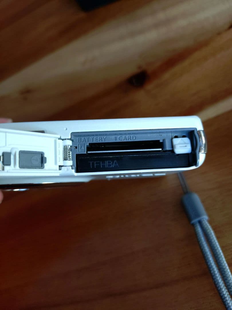 Panasonic DMC-FX77 コンパクトデジタルカメラ