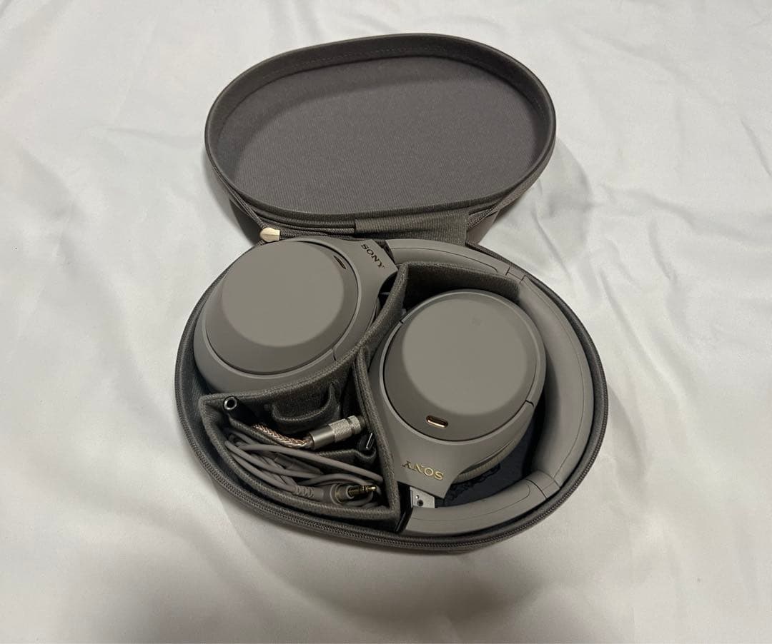 【美品】 WH-1000XM4 iPhone 変換ケーブル　イヤーパッド交換済み