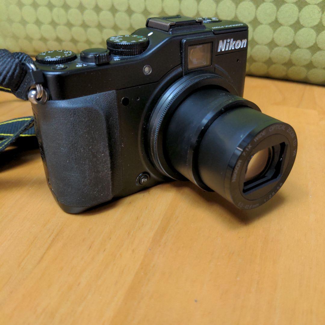 Nikon COOLPIX P7000 コンパクトデジタルカメラ
