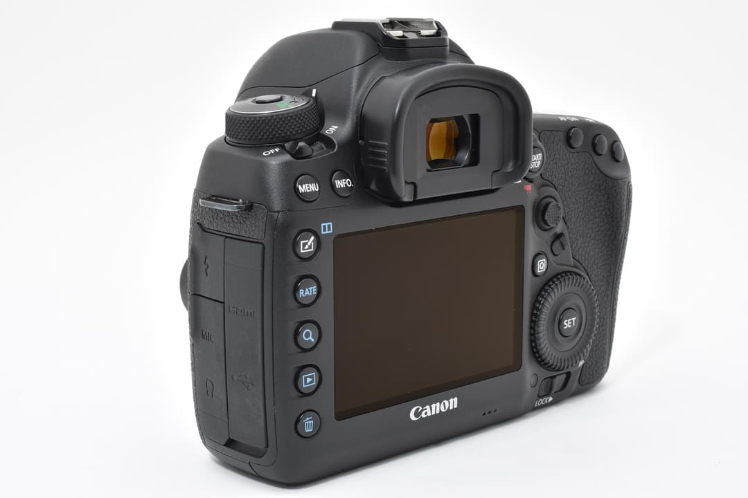 ■極上品■ キャノン EOS 5D Mark IV #D105