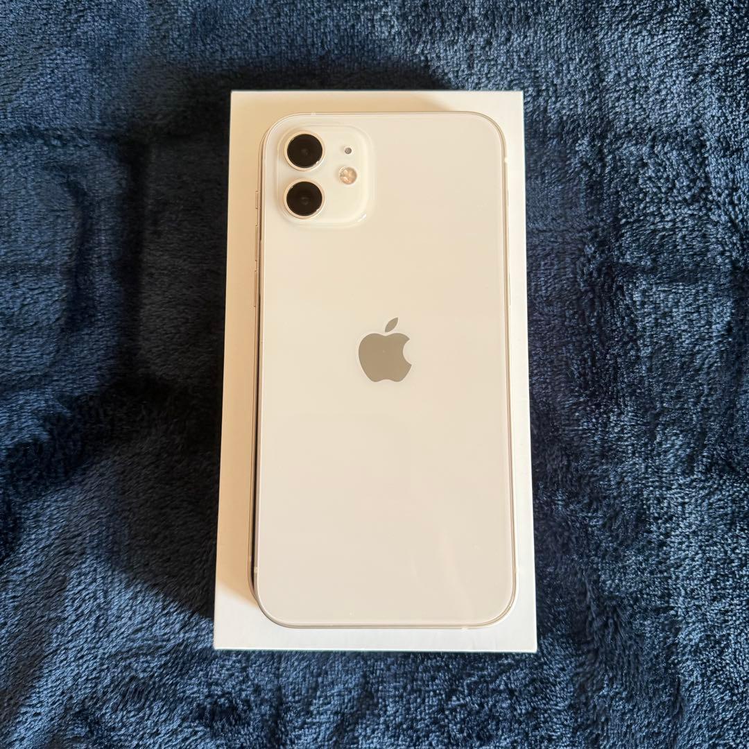 「極美品」iPhone12 SIMフリー
