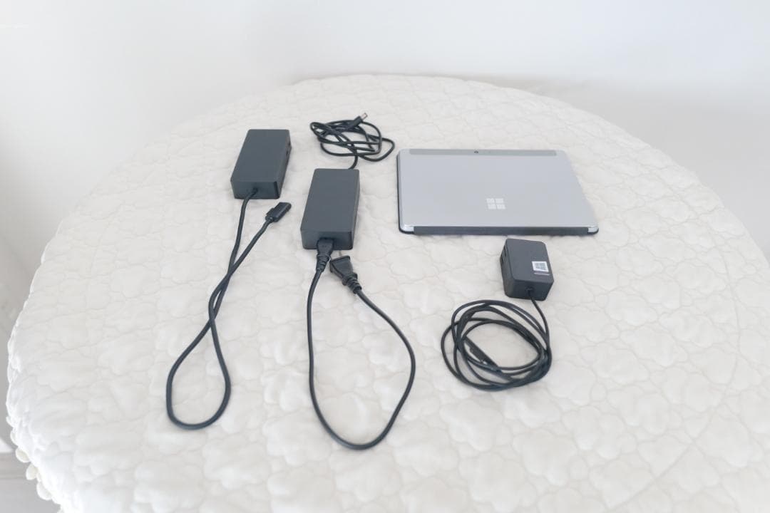 【ジャンク】Surface Go (128GB LTEモデル Win11Pro)