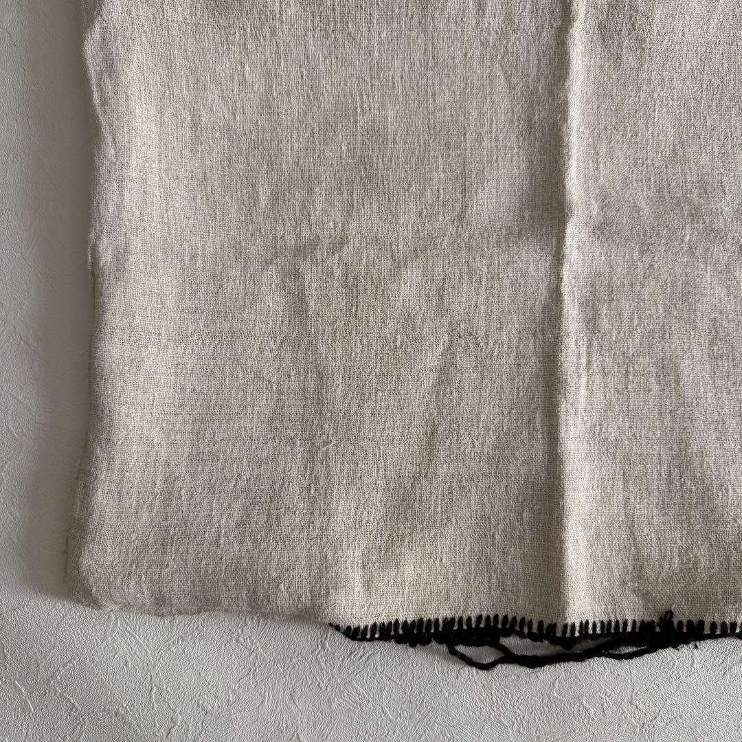 イーラーショシュ　手刺繍　鳥　植物　ピロケース