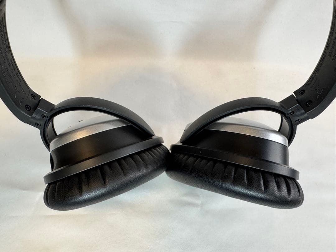 BOSE QuietComfort15 (QC15)ヘッドホン状態良好パッド新品