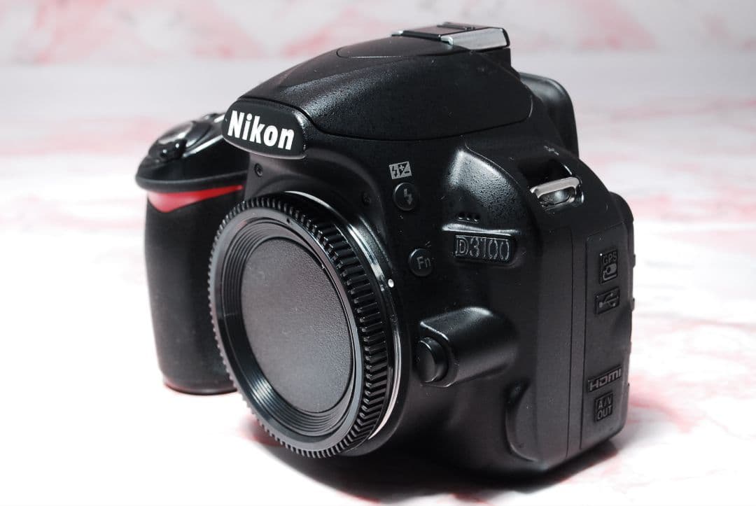 ✨️訳あり大特価‼️✨Nikon D3100✨ AF-S標準レンズ付 一眼レフ