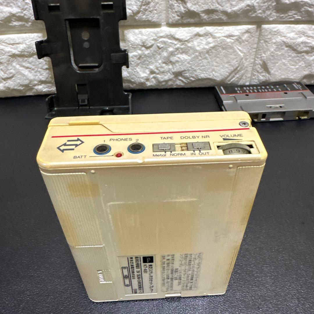 TOSHIBA カセットプレーヤーKT-AS1 ジャンク現状品　昭和レトロ