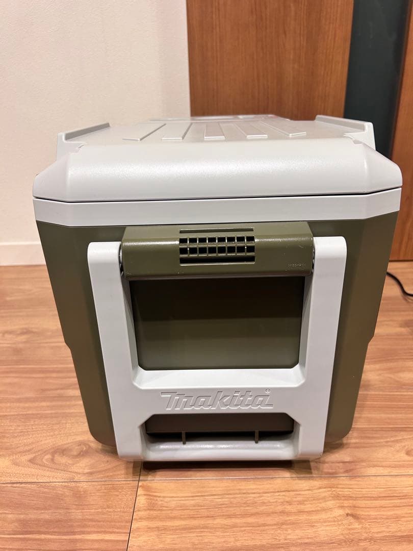 マキタ 冷温庫 CW001G 20L 18Vバッテリー2個&充電器付