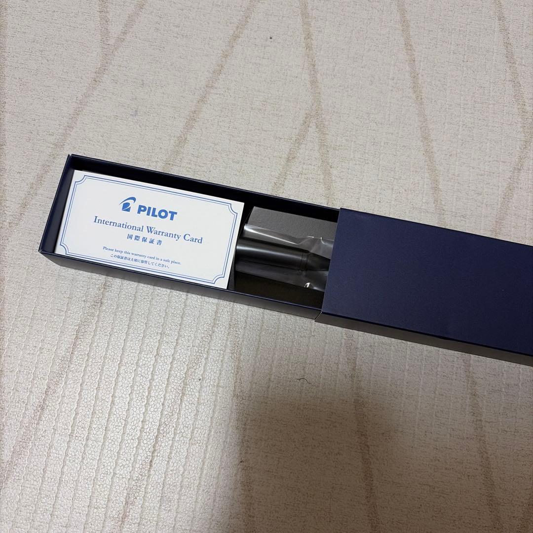 Pilot パイロット ライズ　ミッドナイトブラック