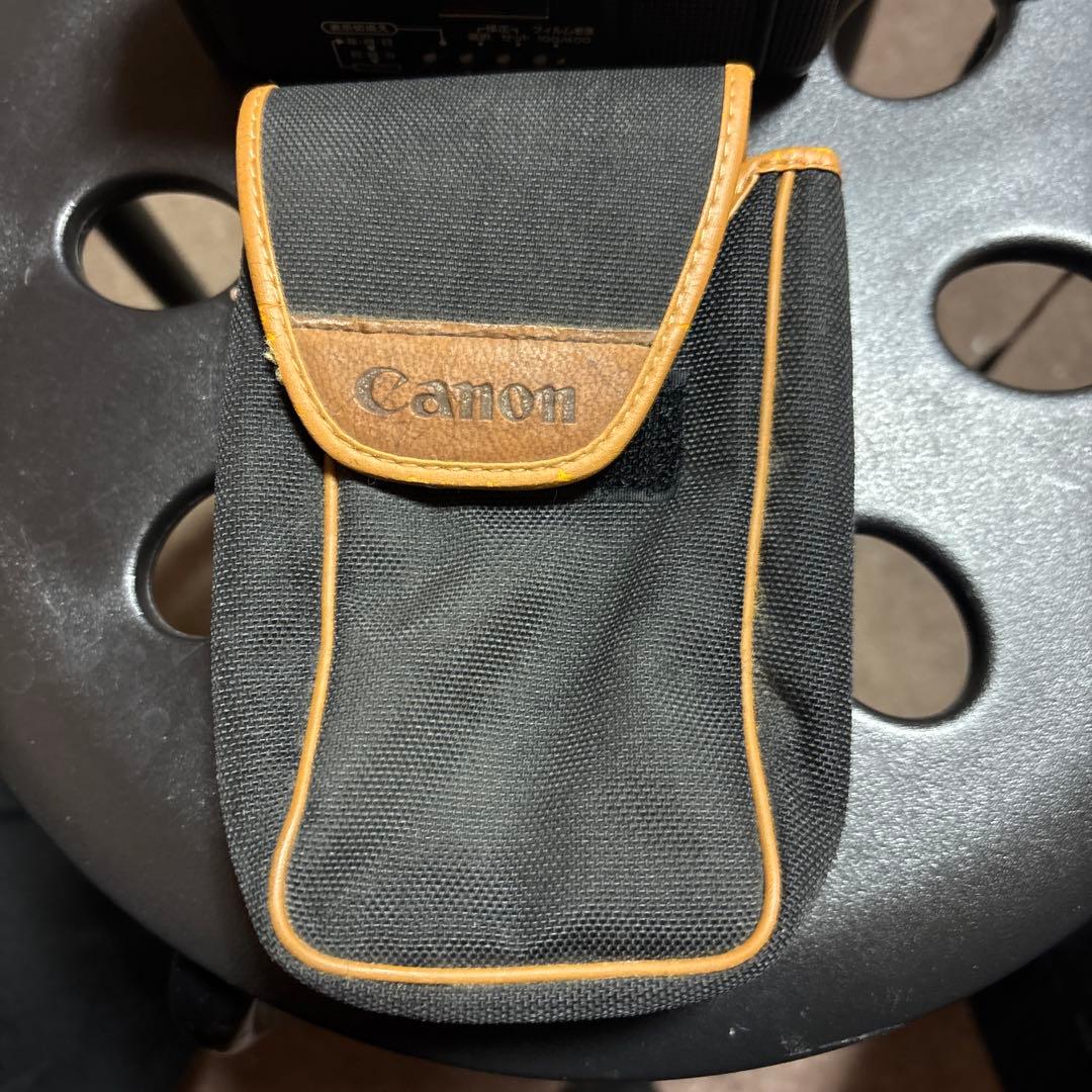 Canon Quartz コンパクトフィルムカメラ　ジャンク