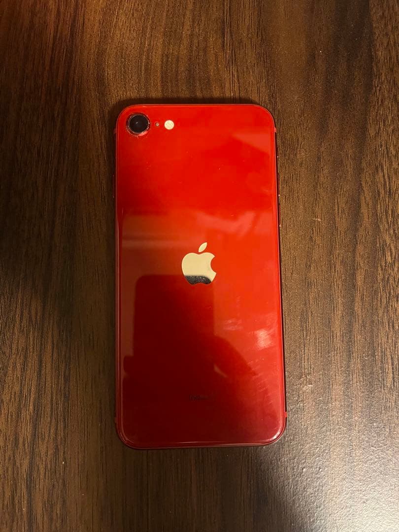 Apple iPhone SE (第3世代) 赤
