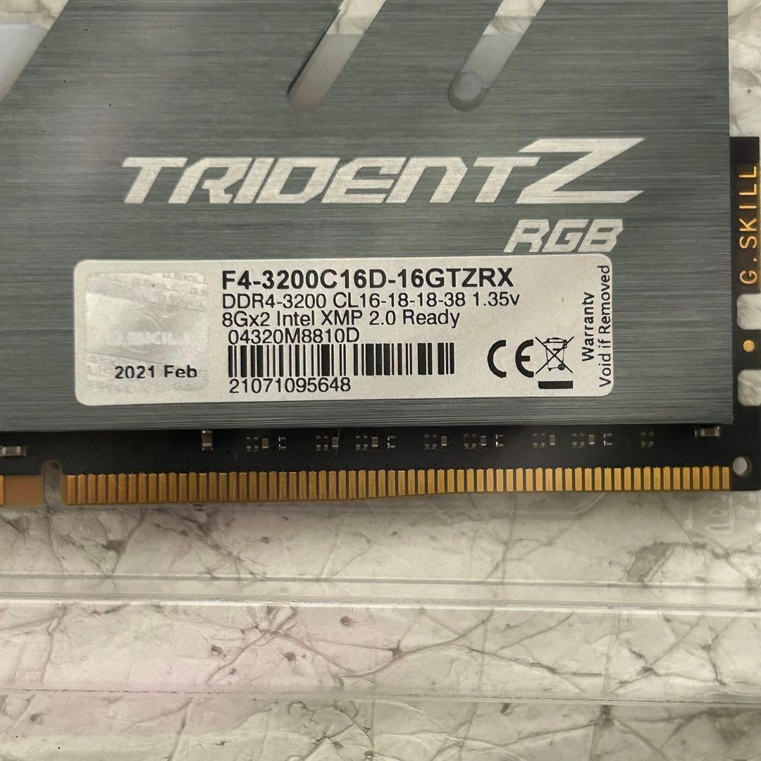 G.SKILL Trident Z RGB 16GB (8GB×2)