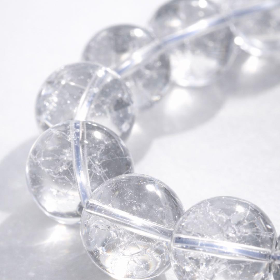 天然の白水晶（クリアクォーツ）ブレスレットです。 透明感があり～12mm
