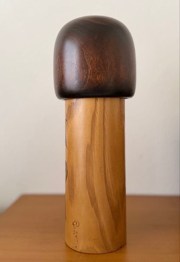 Okamoto Usaburo 岡本卯三郎 作30cm/1130g存在感 台座付
