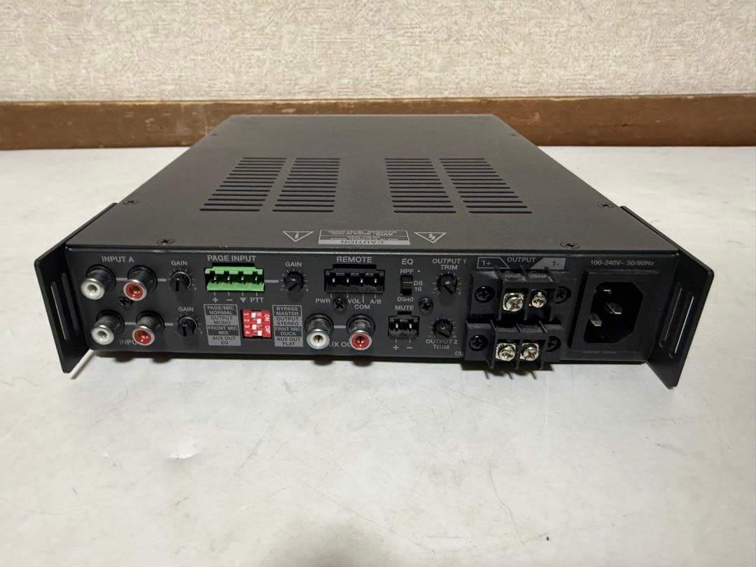 ジャンク品 BOSE FreeSpace IZA250-LZ パワーアンプ