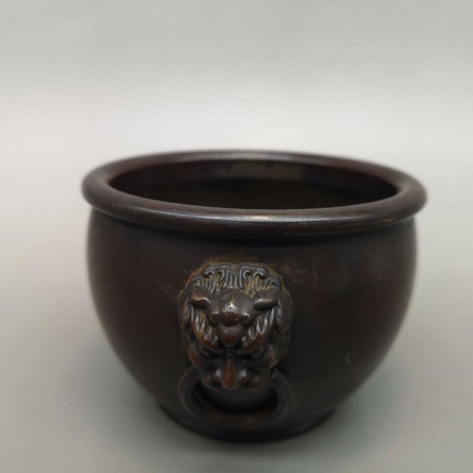 銅器 故宮双獅耳飾壺 香炉 ペン洗い 獅耳招財壺 装飾品 工芸品 置物
