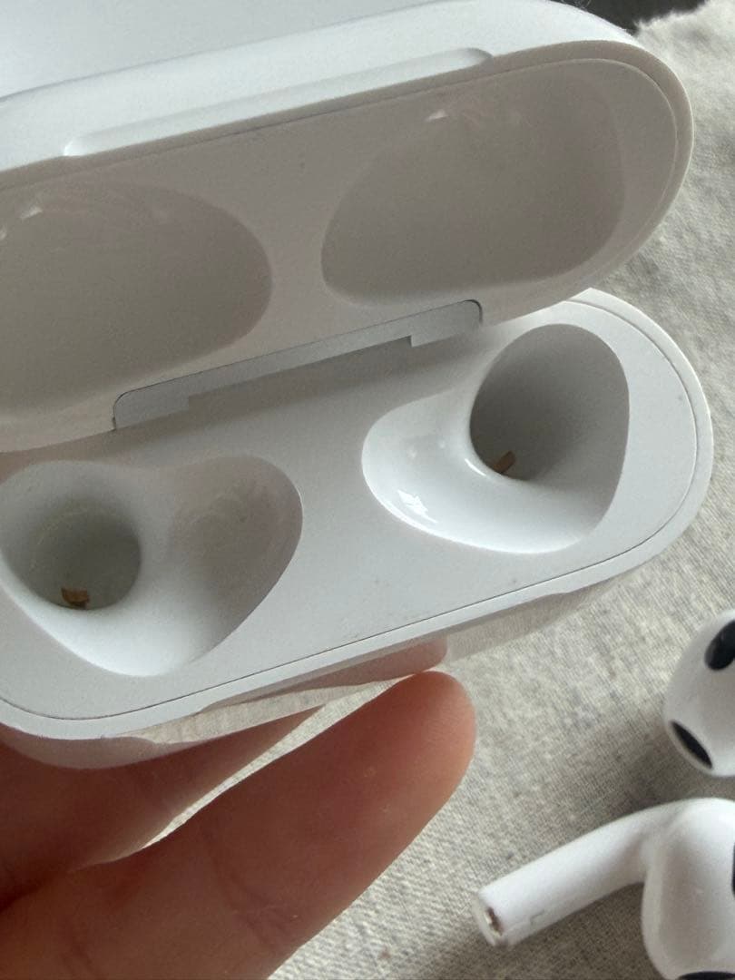 AirPods 第3世代 美品Lightning MagSafe