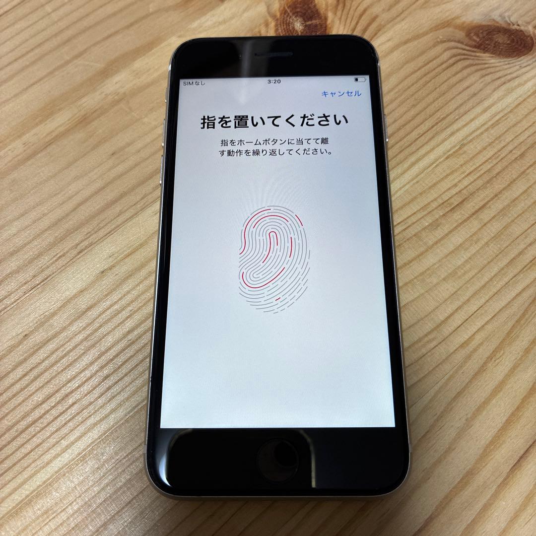 暮*中様 iPhone SE 第三世代　64GB SIMフリー　バッテリー100