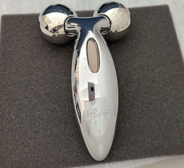 【中古・美品】ReFa リファカラット 美顔ローラー 美顔器 シルバー