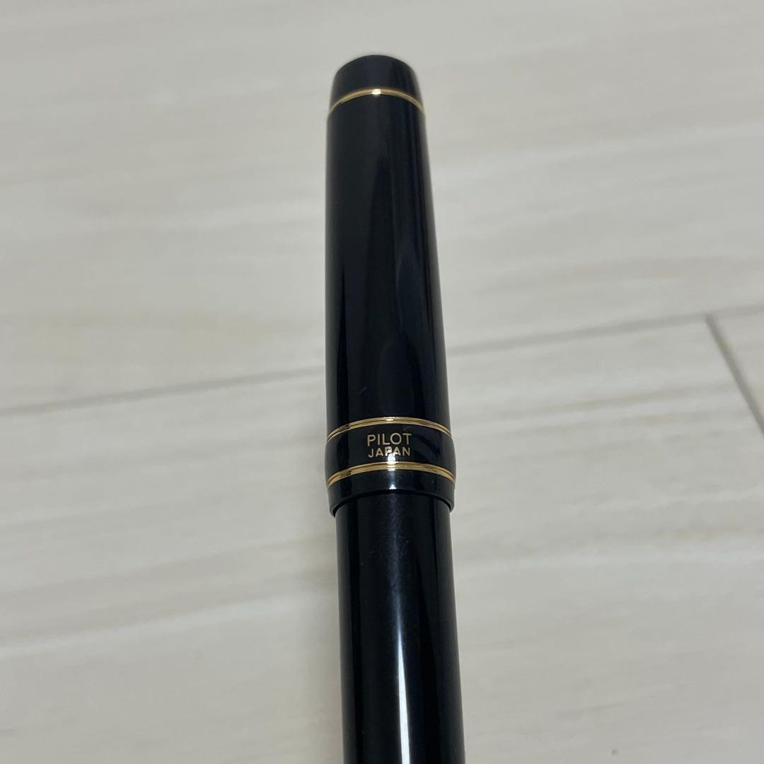 未使用｜デッドストック パイロット 万年筆 ルシーナ 黒×金 F字 箱・付属品