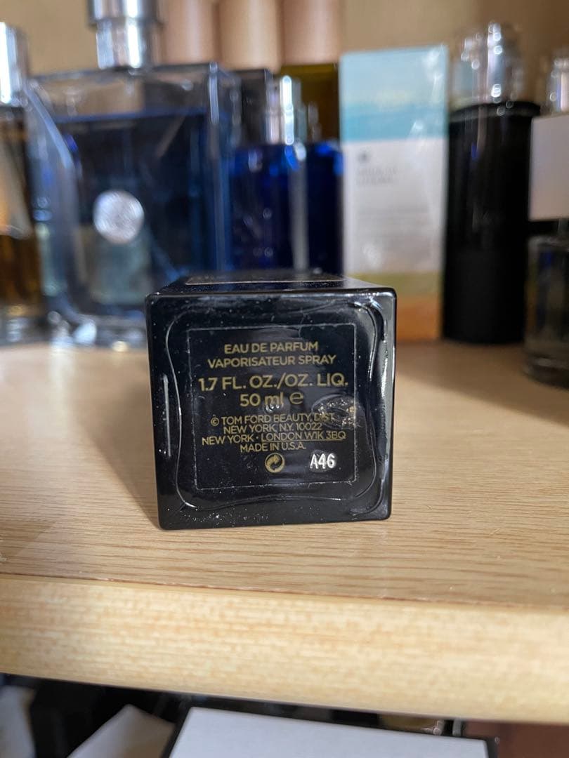 TOM FORD タスカン レザー オーデパルファン 50ml