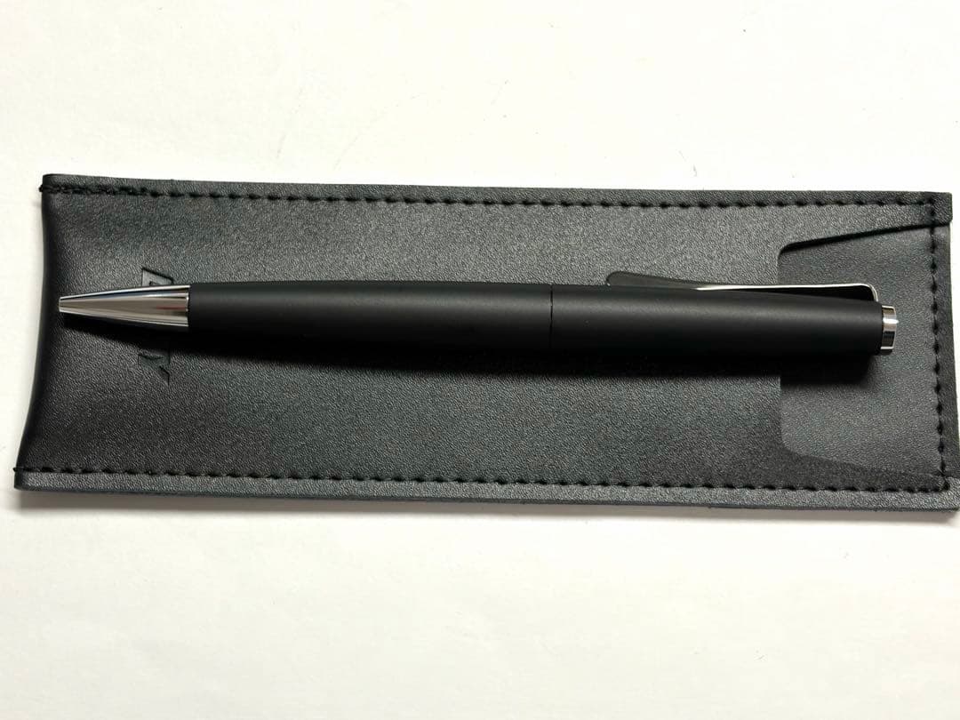 LAMY studio ボールペン ブラック 箱付き・リフィル1本付属