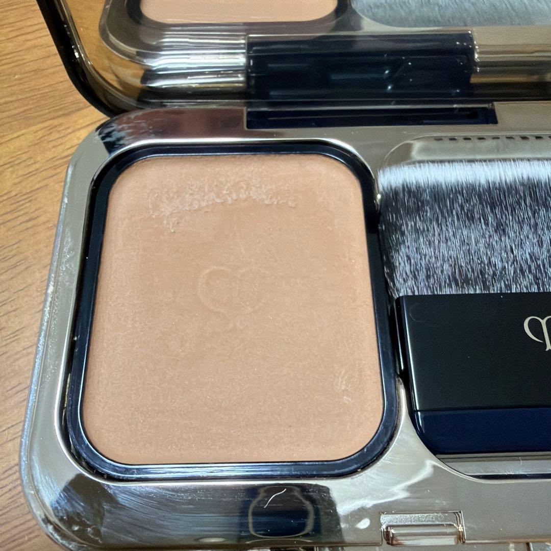 clé de peau BEAUTÉ タンプードルエクラⅡ ファンデーション