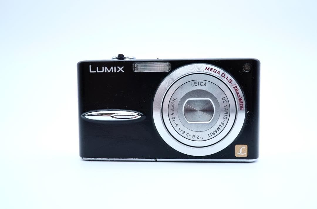ススムPanasonic LUMIX DMC-FX30 コンデジ　ブラック