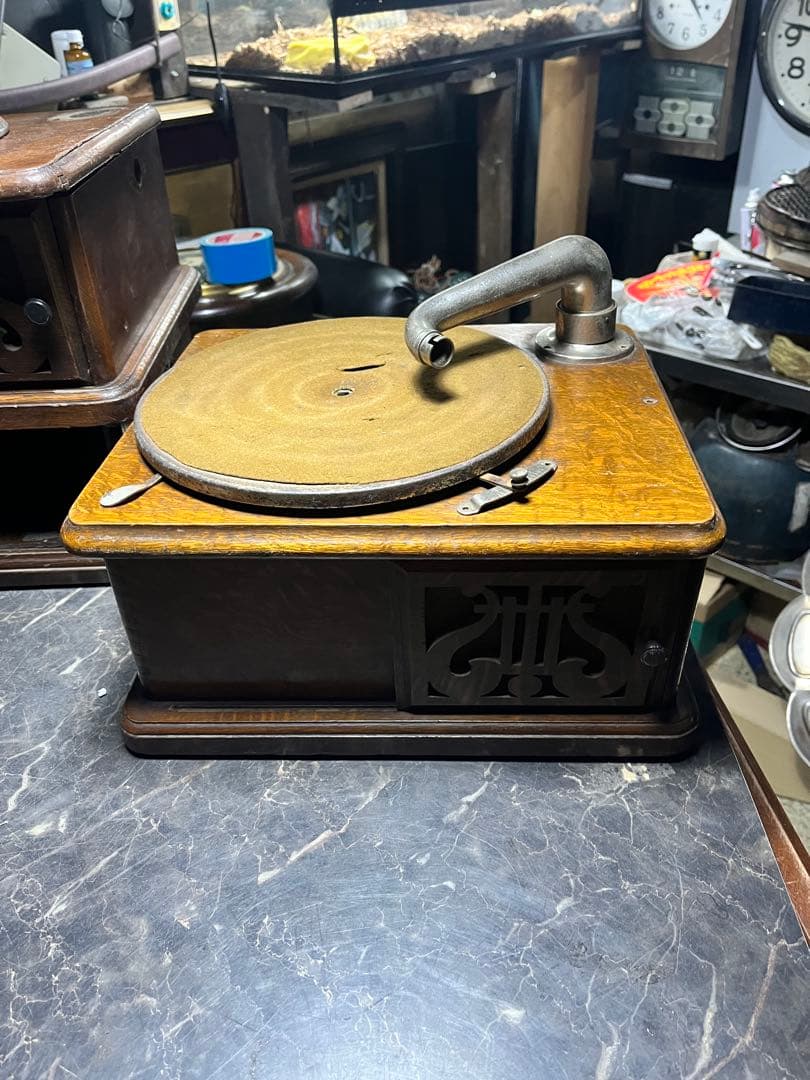 ニッポノホン蓄音機ケース、ニッポノホン蓄音機箱、ターンテーブルとアーム