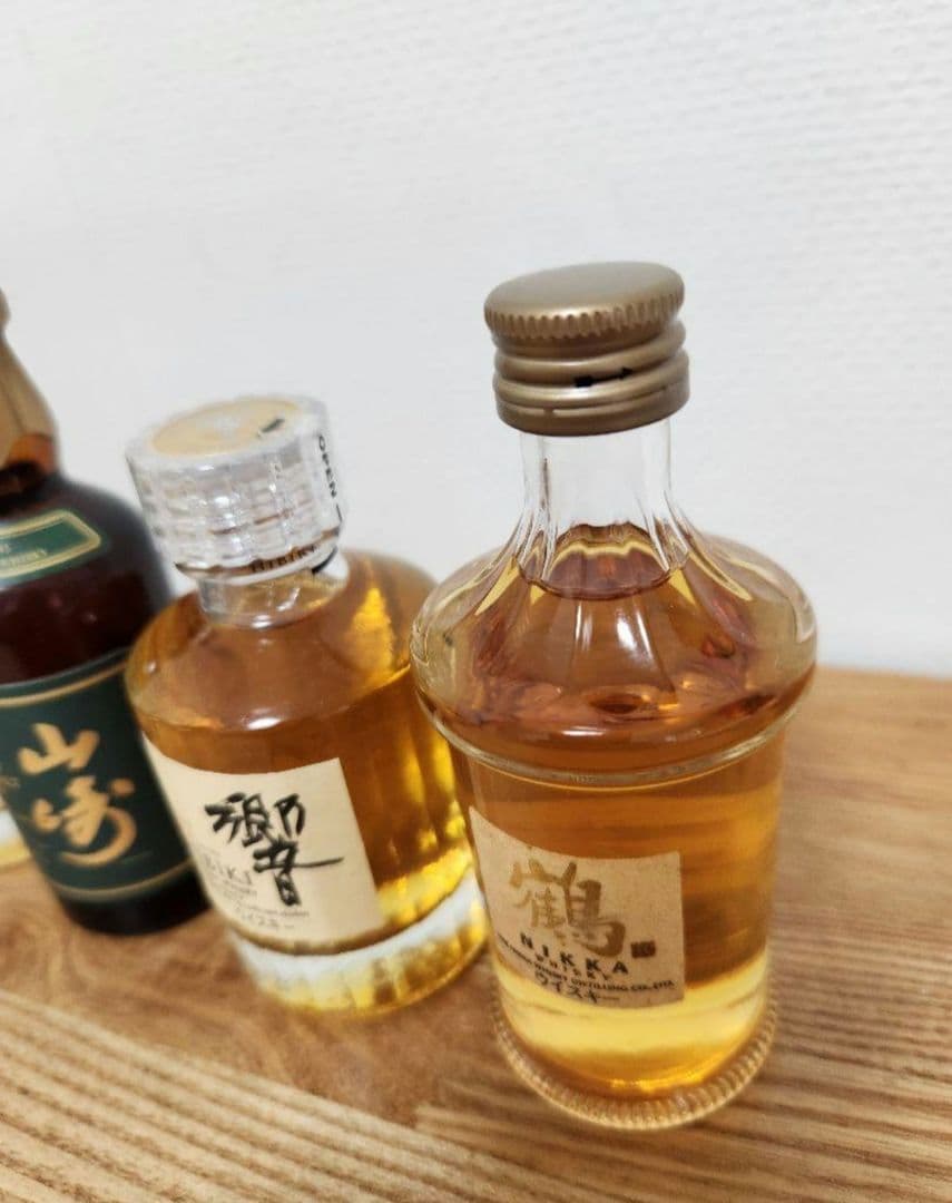ウイスキーミニボトルセット 6本 各50ml 響17年 山崎10年 白州12年