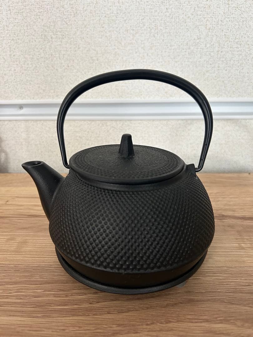 IH対応　岩鋳 鉄瓶 急須 5型 釜敷付き 650ml 南部鉄器