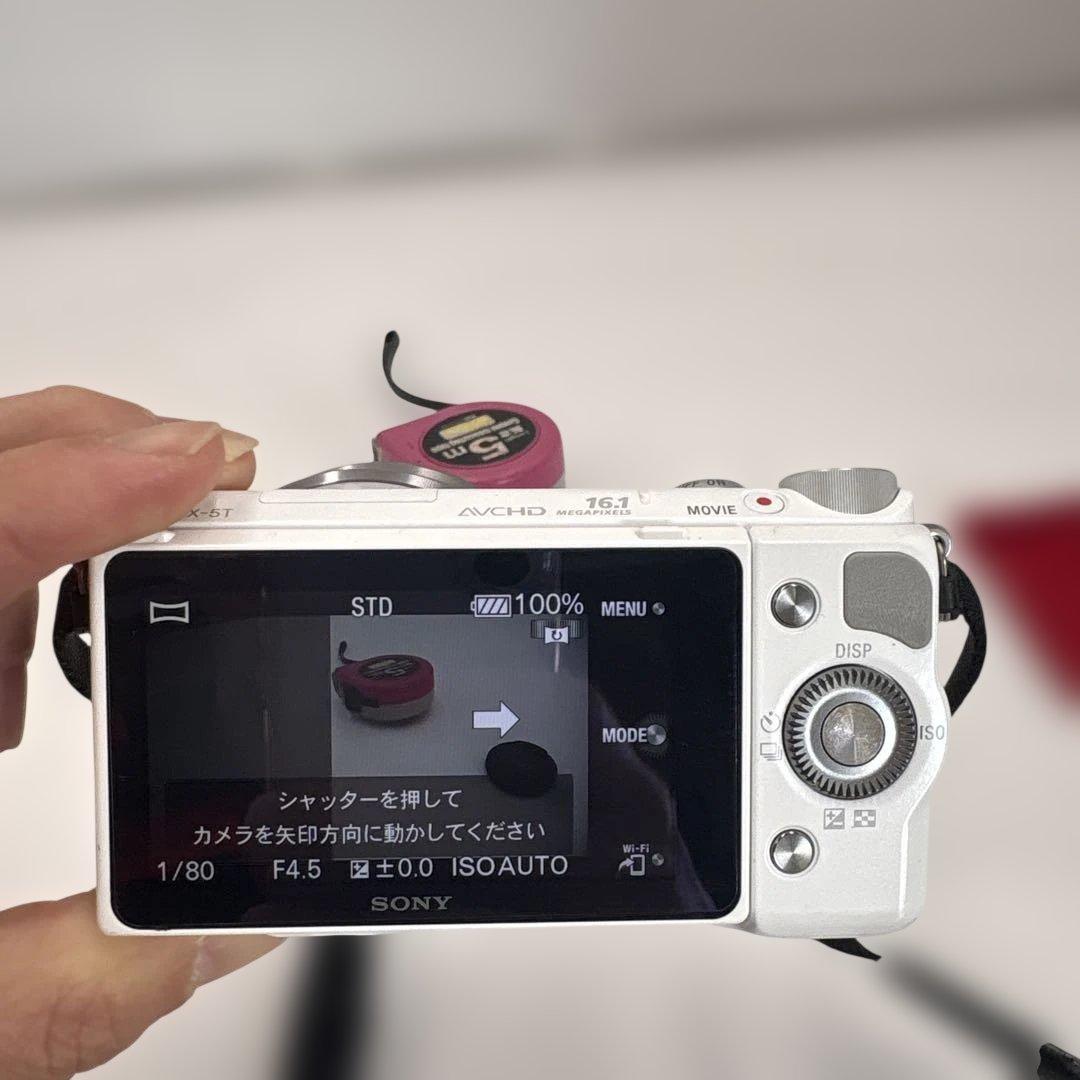 美品　Sony NEX-5T ホワイト E 16-50mmレンズ