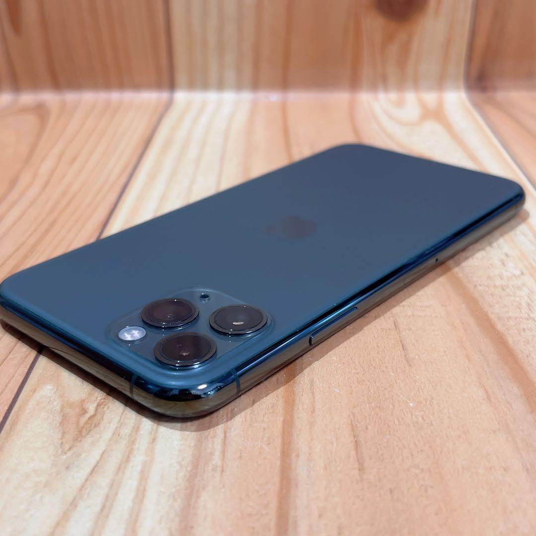 SIMフリー 本体 iPhone 11 Pro 256 GB 645 グリーン