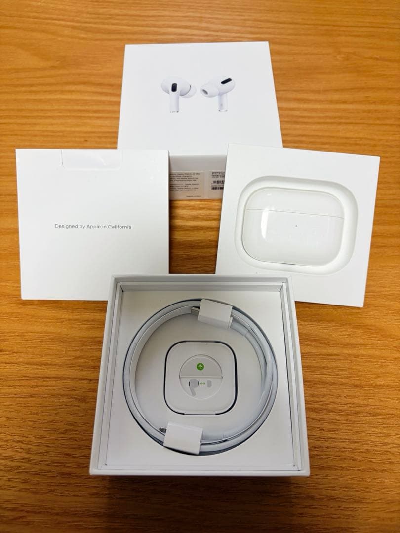 AirPods Pro ノイキャン充電ケース付き 箱・充電ケーブル有　動作確認済