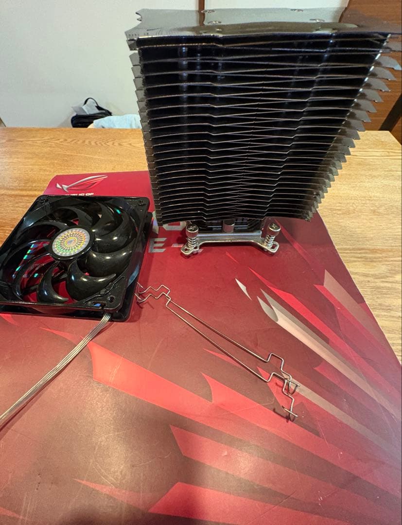ASUS MAXIMUS IV EXTREME Z ATXマザーボードオマケ付き