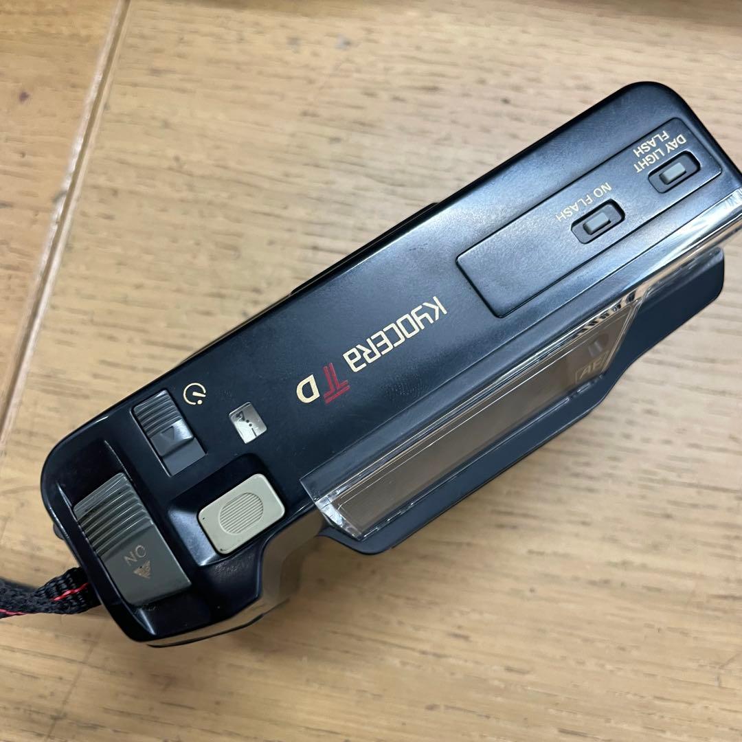 Kyocera TD コンパクトフィルムカメラ