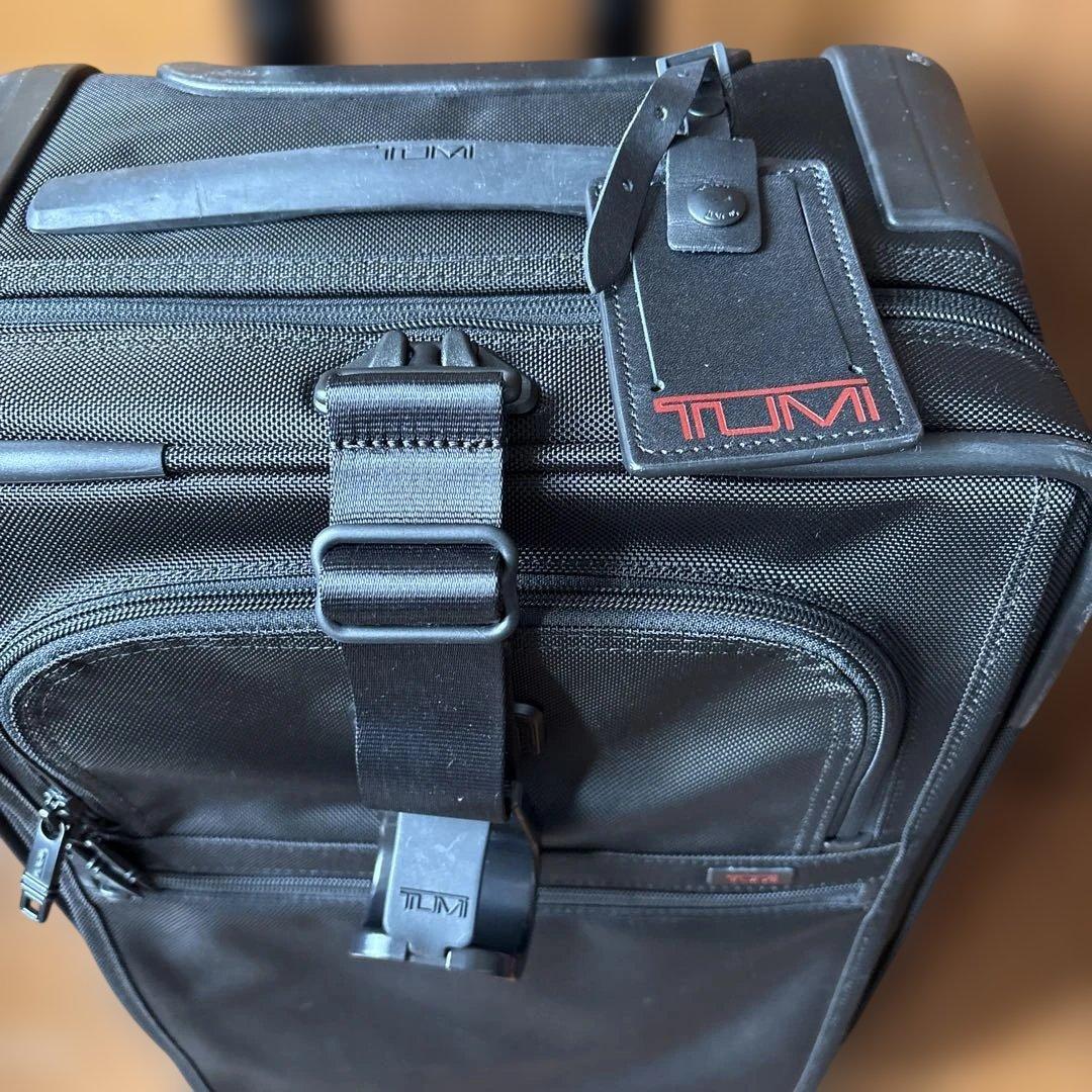 TUMI エクスパンダブルキャリーケース　機内持ち込み可