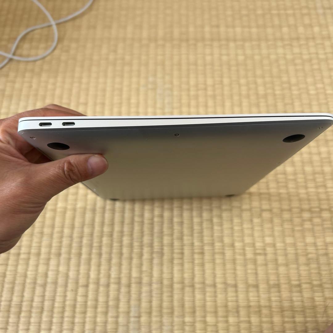 MacBook本体 MacBook Air 2020 M1 A2337 8GB 256GB