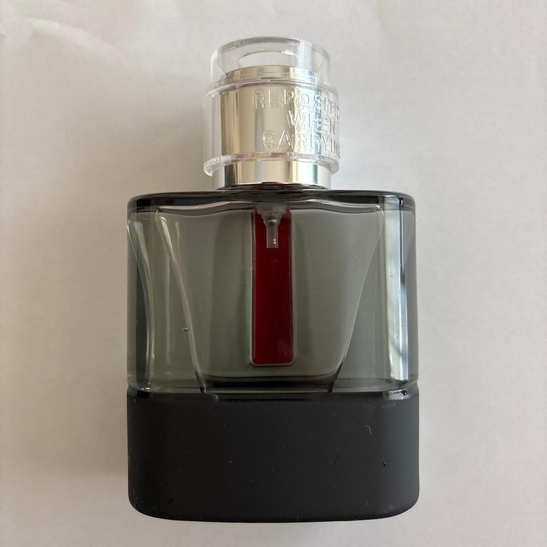 PRADA ルナロッサカーボン　オーデトワレ　香水 50ml