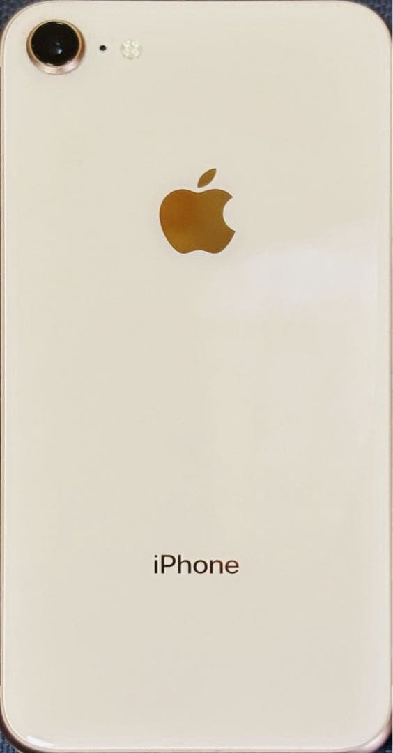 iPhone 8 本体