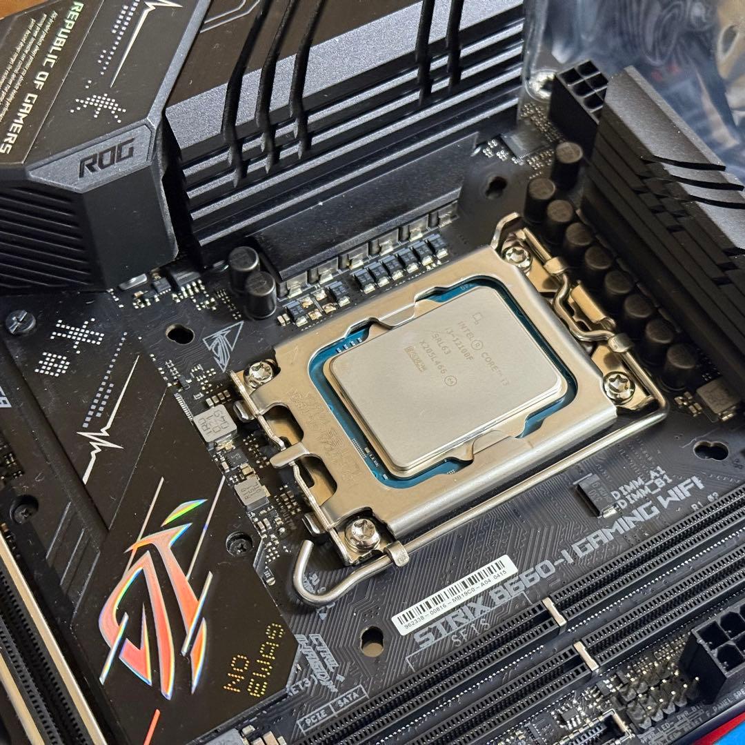 マザーボード ASUS ROG STRIX B660-I GAMING + Core i3
