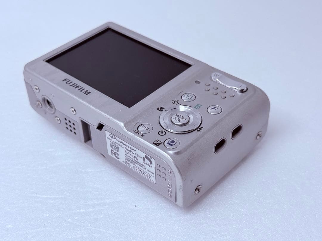 Fujifilm FinePix F31fd コンパクトデジタルカメラ