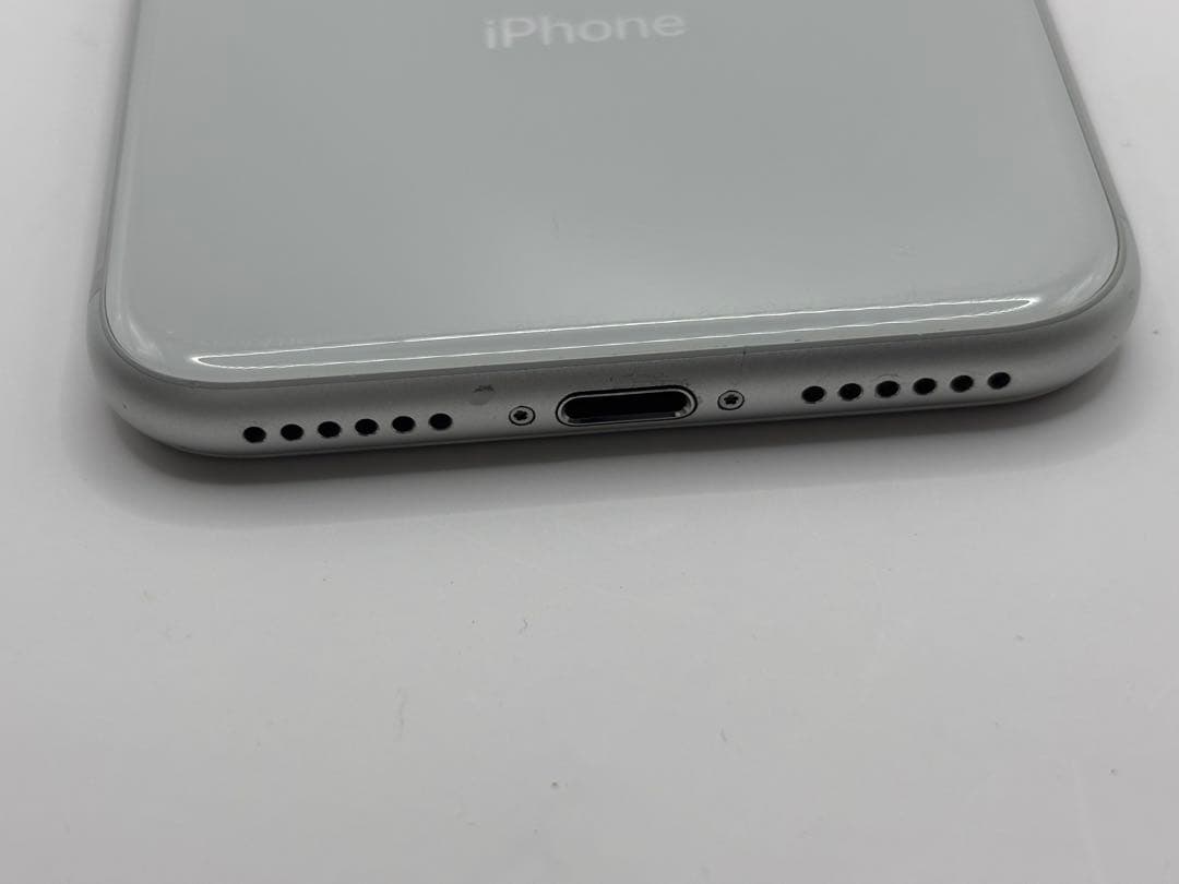 ◆Apple iPhone8 64GB SIMロック解除済み◆