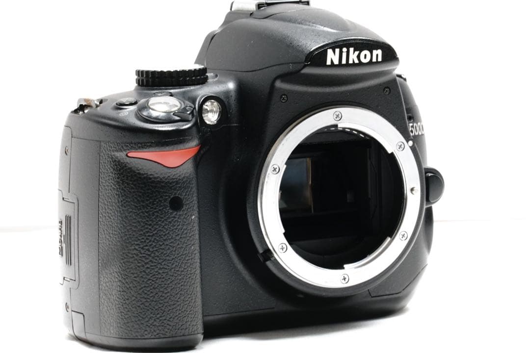 ニコン Nikon D5000 スマホ転送 動画撮影・自撮り可 手振れ補正付